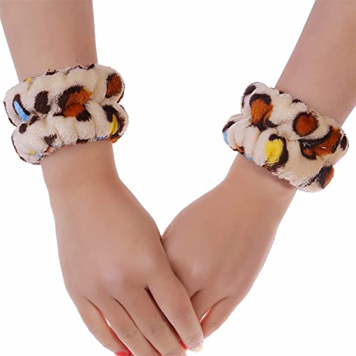 LUAMY 洗顔用リストバンド 手洗 手首バンド リストスパウォッシュバンドソフトマイクロファイバーリストウォッシュタオル、伸縮性あり快適な吸水性洗顔リストバンドスポーツ 運動 メイク お風呂 家事 ヨガ スポーツ男女兼用 ヒョウの色