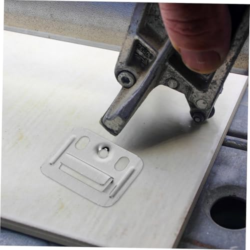 Clamps muraux pour panneaux intégrés : finis les meubles mal fixés ! - 8