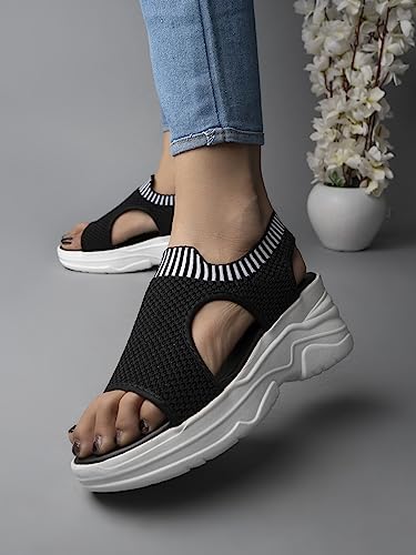 Image of Shoetopia Women buckle Sandal