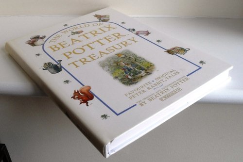 The World of Beatrix Potter Treasury 0723245797 Book Cover