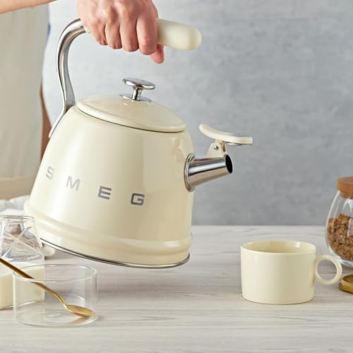 Image of SMEG Stovetop Whistling Kettle - 50s Retro Style, 2.3 Liter (10 Cup / 2.4 Quart) Stainless Steel Tea Kettle with Iconic Design & Whistle - Premium Kitchen Statement Piece-Cream