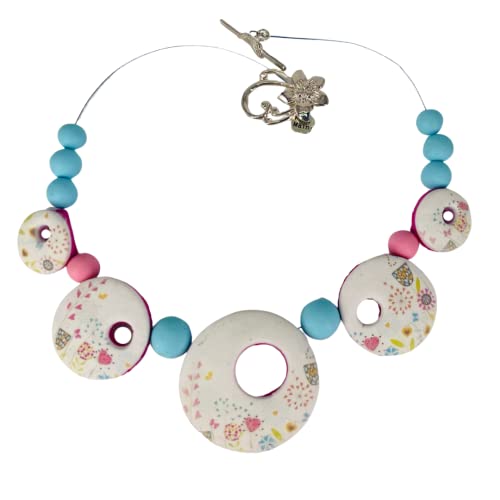 Collier court blanc fleurs et papillon en pâte polymère unique