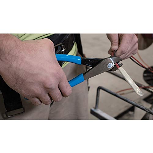 Klein Tools D2000-28 Pliers, Diagonal Cutting Pliers with Angled Head are Heavy-Duty to Cut ACSR, Screws, Nails, Most Hardened Wire, 8-Inch