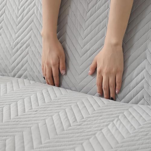 Image of HOKIPO 2 Seater Quilted Sofa Cover with Pockets, Light Grey (NEW1-802-LGRY)