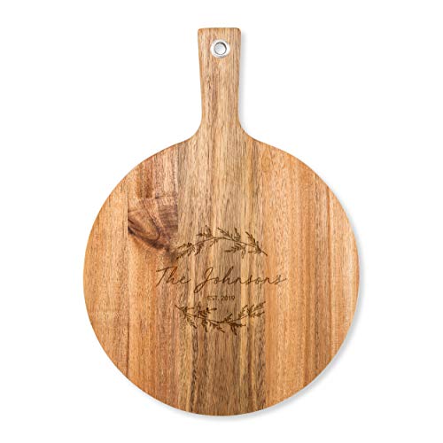 Tabla de cortar redonda de madera personalizada Weddingstar con mango 16.5" x 12" miniatura 1