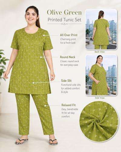 Image of In Love Women's All-Over Printed Cotton Plus Size Longline T-Shirt with Pockets