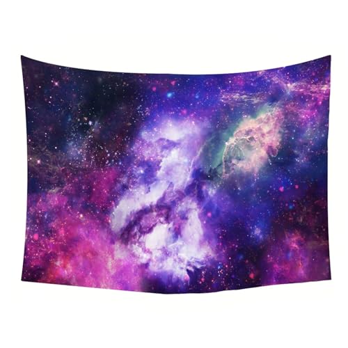 Tenture violette galaxie pour masquer un mur vide et décorer un studio