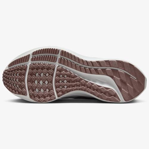 Nike Pegasus 40 Women's Road Running Shoes (Extra Wide) (FN7991-007, Platinum Violet/Smokey Mauve/Saturn Gold) Size 104