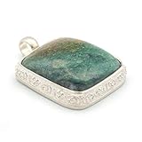 Eigenschaften des 925er Silber Kettchens im Schlangen-Stil: - Länge: 50 cm - Stärke: 1 mm - Diese Schlangen-Stil Kettchen ist sehr flexibel und stark, somit ist es eine perfekte Kette um Anhänger zu tragen