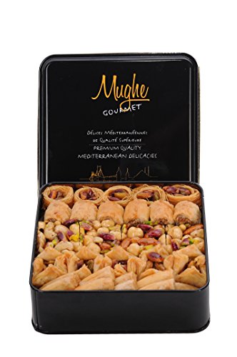 Luxury Turkish Baklava Traditional Assortment Pistachio Gift Box 27 oz. Two Layer 52