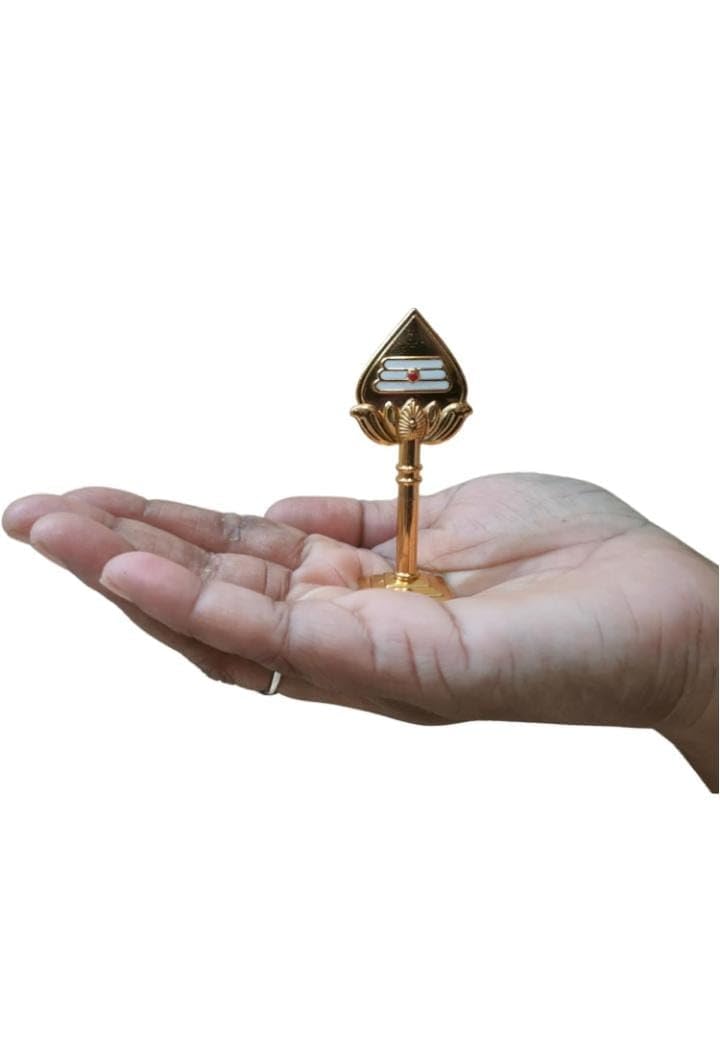 Car Dashboard Murugan Vel Idol Metal Antique Finish| Home, Office Desktop Decor| Puja Gift| Spiritual Protection. (Gold)-image-12