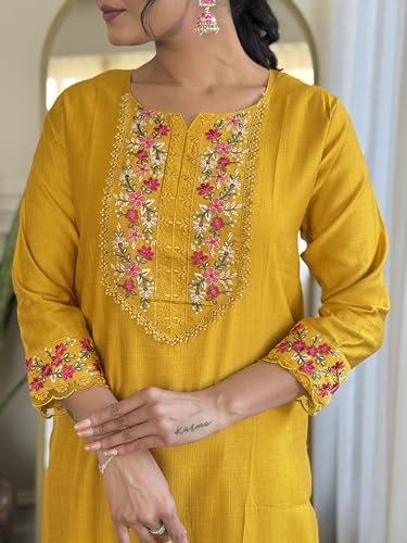 Image of Naixa Women's Cotton Embroidered Straight Kurta with and Dupatta Sets (SC-Saylee)