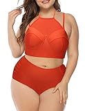 Bikini con volante y pantalón con arruga, pueden cubrir la carnosidad sobrada de vientre y cintura.