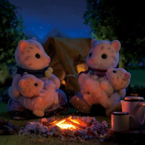 Sylvanian Families 5814 juguetes de invierno para casas de muñecas Familia Leopardo de las Nieves 7