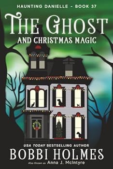 Paperback The Ghost and Christmas Magic Book
