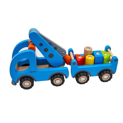 goki 55875 - Kranwagen mit Magnetanhänger, Vielseitiges Holzspielzeug, Nachhaltige Qualität, blau, Förderndes Baufahrzeug ab 3 Jahre, Blauer Krahnwagen und Anhänger