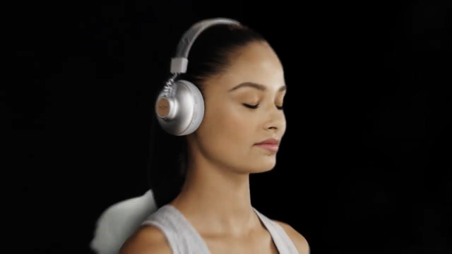 House of Marley Positive Vibration 2: Over-Ear Headphones with Microphone, Wireless  Bluetooth Connectivity, and 10 Hours of Playtime : Amazon.ca: Electronics