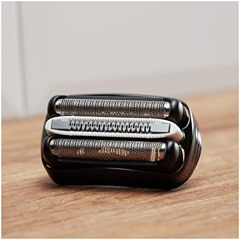 Braun Series 3 Electric Shaver Replacement Head, Easily Attach Your New Shaver Head, Compatible With All Series 3 ProSkin Electric Shavers, 32B, Black