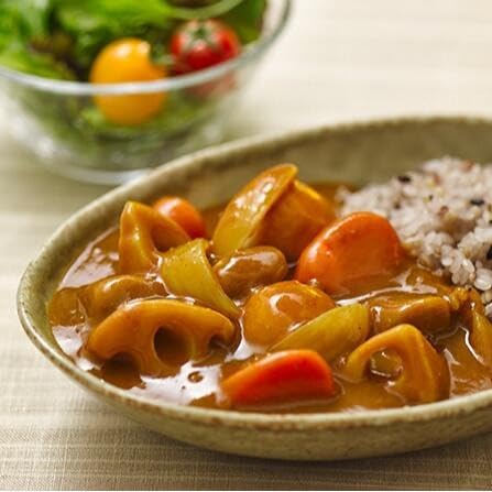 Amazon | コスモ直火焼 米粉のカレー・ルー 中辛 110g | コスモ食品