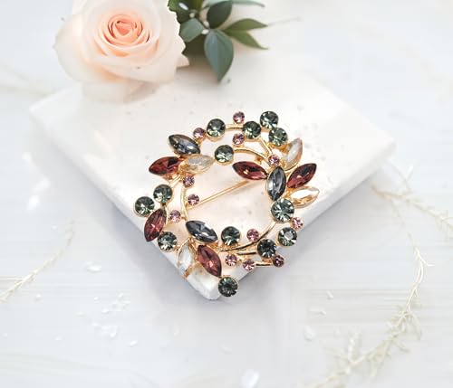 Image of Gyn&Joy Clear Crystal Rhinestone Floral Wreath Pin Brooch BZ005