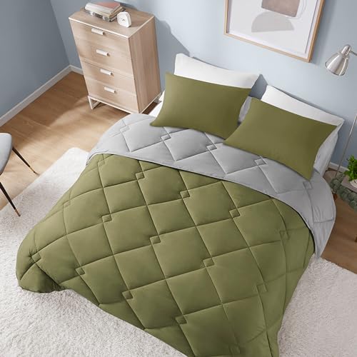 Image of Comfort Spaces King Comforter Set, Chic Reversible Quatrefoil Quilting Comforters King, All Seasons, Lightweight Microfiber Bedding Set Matching Sham, Vixie, King Green /Grey 3 Piece