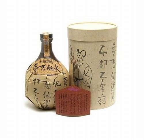 Amazon.co.jp: 光酒造 長期熟成 麦焼酎 夢想仙楽 40度 720ml : 食品