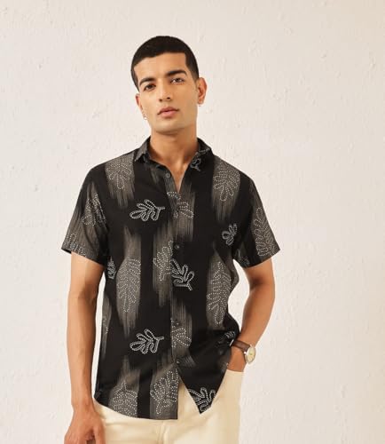 Image of Majestic Man Men's Slim Fit Pure Cotton Printed Casual Shirt - Short Sleeve | Premium Breathable Fabric | Modern Geometric Design