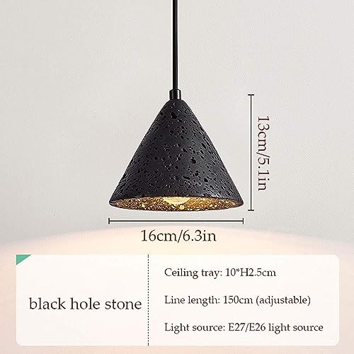 Pendentif éclairage simple noir et suspension conique en fer