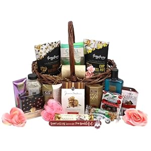 Gift Basket Village – La Bella Provincia Luxury Gift Basket: Gourmet Snacks, Chocolates, Spa Items, and More, Perfect for Any Occasion, Handcrafted in the USA