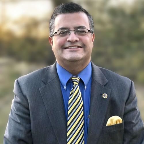 How Mauricio Velásquez Built a 30-Year Coaching Business on Visibility