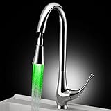 Küchenarmatur Modernes Chrom-Finish Farbwechsel LED-Licht Ausziehbare Spritzdecke Montiert Küchenarmatur Schiffsarmatur