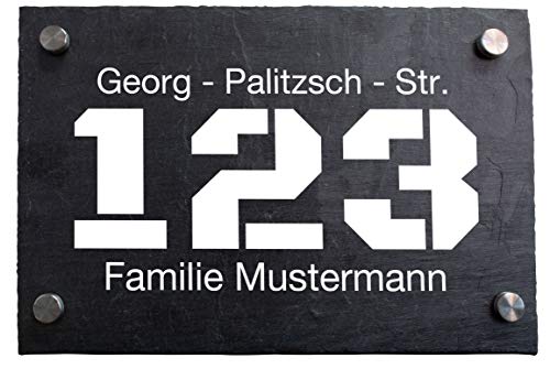 Preisvergleich Produktbild wandmotiv24 Personalisierte Hausnummer Hausnummernschild aus Naturstein Schiefer, auf Schiefertafel, mit individueller Beschriftung Hausnummer, Straße, Familiennamen M0047
