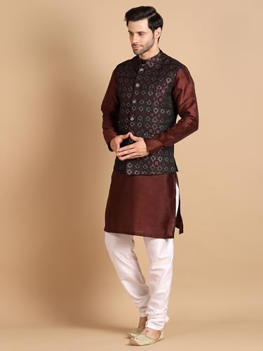 Image of men's Silk Blend Kurta Pejama & Waistcot Set