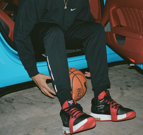 Image of Nike Lebron Witness VIII Men's Basketball Shoes