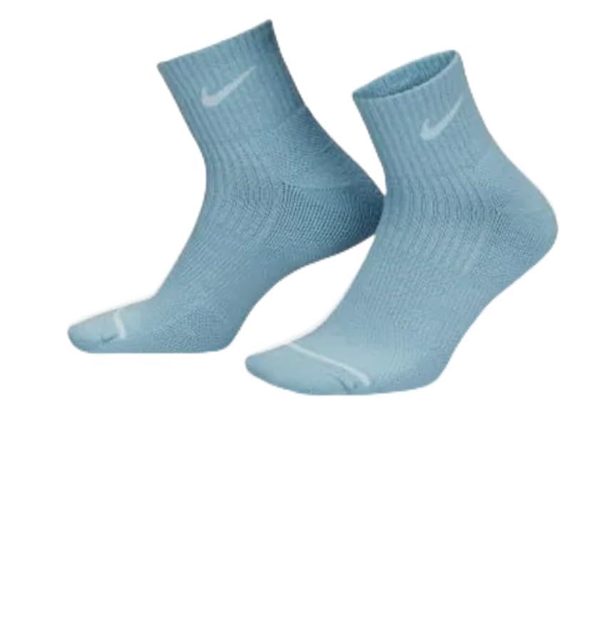 Image of Nike Womens Everyday Wool Cushioned Ankle Socks (2 Pairs) Small
