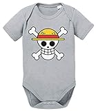 El traje para bebé, confeccionado con algodón suave y esponjoso, 100% Algodón Orgánico (90% de Algodón Orgánico Gris Brezo / 10% de Viscosa) con escote transversal para facilitar el encendido y el apagado, así como broches en la entrepierna sin níquel, destaca sobre todo por su excelente calidad