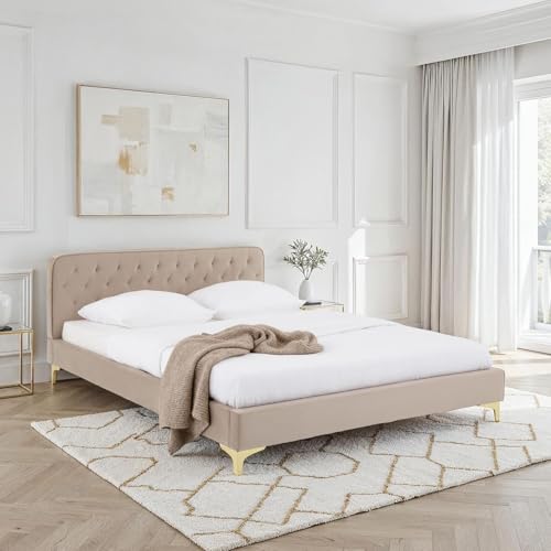 CARO-Möbel Polsterbett Glamour gepolstert, 149 x 208 cm, Beige – Elegantes Bett mit Steppmuster, Samtbezug, Metallfüße goldfarben, für stilvolle Schlafzimmer CARO-Möbel Polsterbett Glamour gepolstert, 149 x 208 cm, Beige – Elegantes Bett mit Steppmuster, Samtbezug, Metallfüße goldfarben, für stilvolle Schlafzimmer