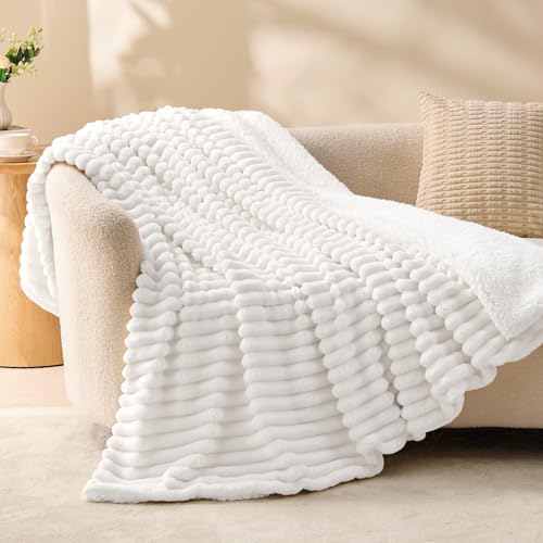INFIIXSO Sherpa Throw Blanket for Couch - Super Soft &