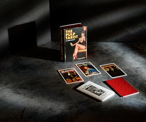 Pulp Magazines Tarot: 78 Cartas de Personajes Clásicos
