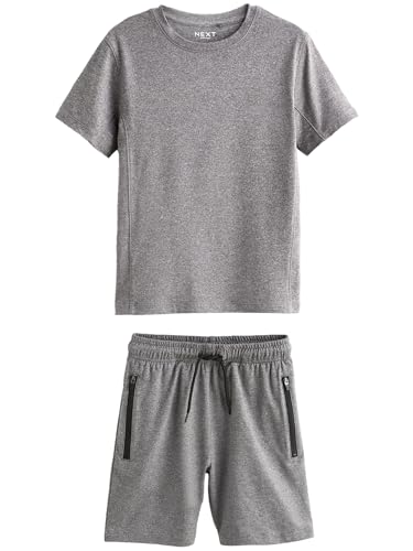 Ensemble t-shirt et short de sport garçon idéal pour le football et les jeux d'été