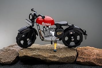 Pihura Die-Cast Bullet Bike Toy - Realistic Metal Motorcycle Model with Side Stand - Perfect Collectible & Decorative Miniature - Red 2