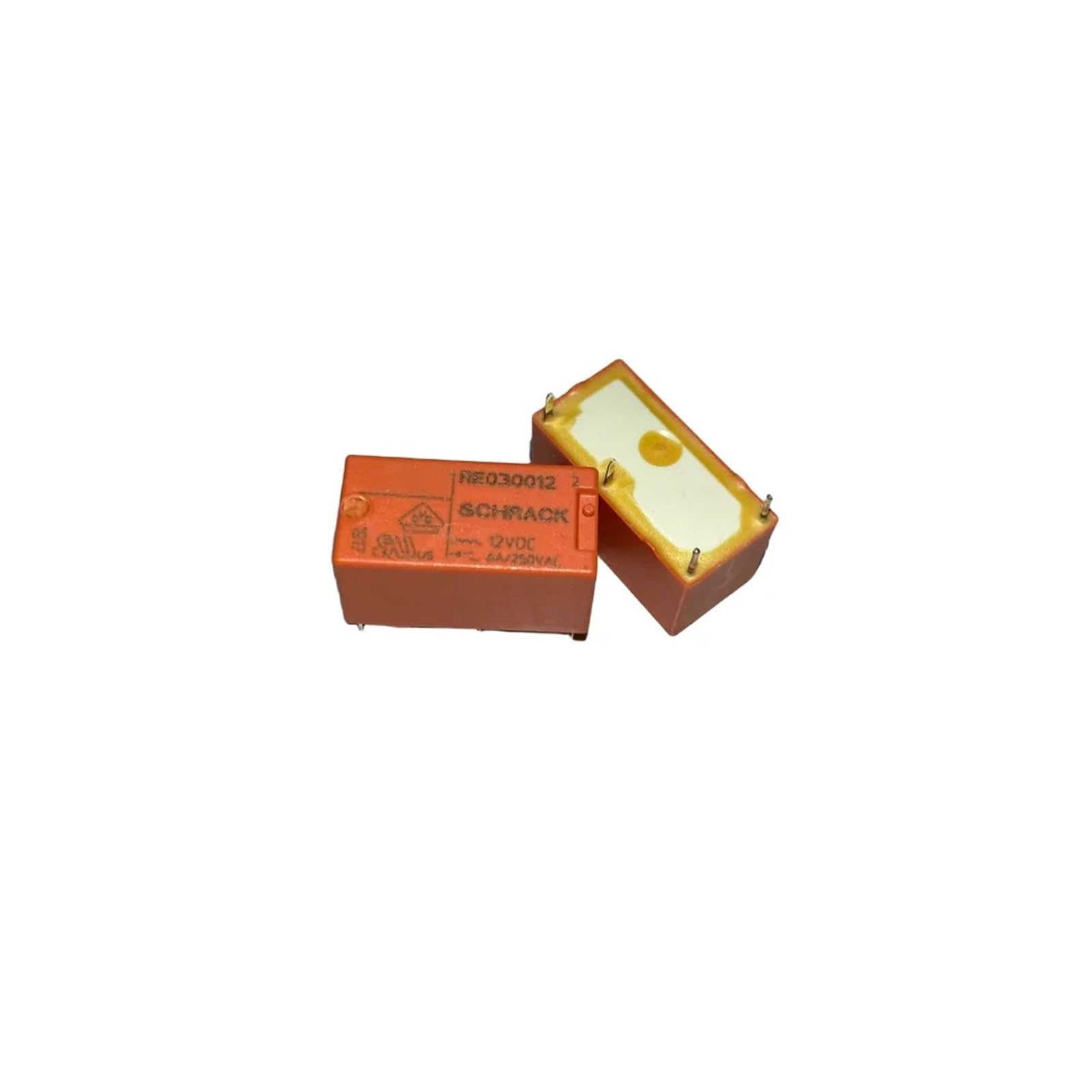 Relé DIP-4PIN 12VDC RE03012 con alta capacidad de conmutación 6A 250VAC estables