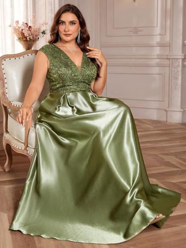 Image of Plus Size Satin Mother of the Bride Formal Gown for Wedding Sleeveless V-Neck Evening Dress