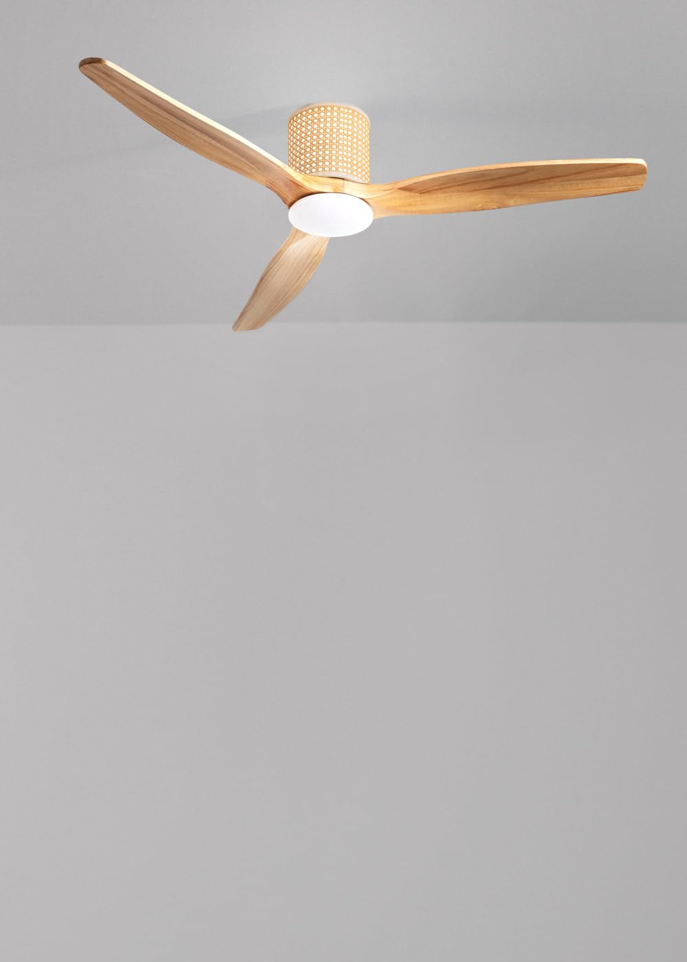 CREATE / WINDCALM RATTAN/Ventilateur de plafond avec lumière en bois naturel avec télécommande / 40W, Silencieux, Ø132 cm, double lumière, 6 vitesses, lumière LED 3 températures, fonction été-hiver
