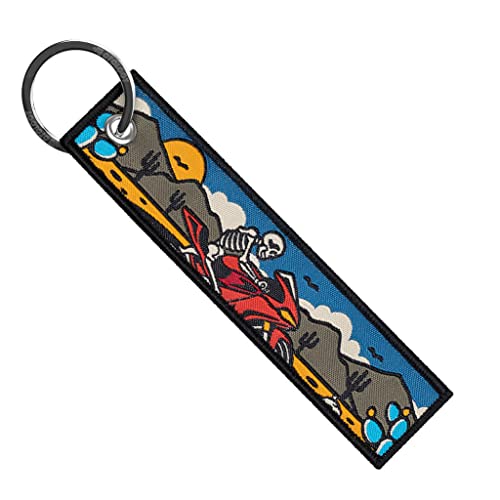 MotoLoot Keychain for Motorcycles, Scooters, Cars and Gifts (Skull Desert