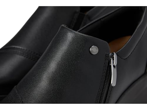 Image of Clarks Womens Suttyn Zip