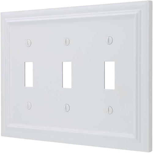 Amerelle Continental AmerTac 94BVB  1 tapa de tomacorriente en blanco, de metal fundido, con aspecto de bronce envejecido disponible en Yaxa Guatemala