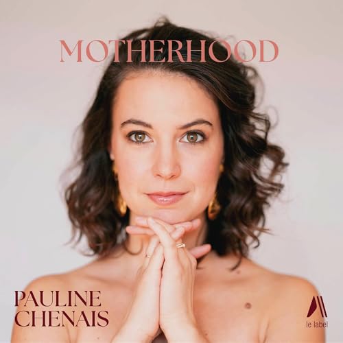 Motherhood/Pauline Chenais
