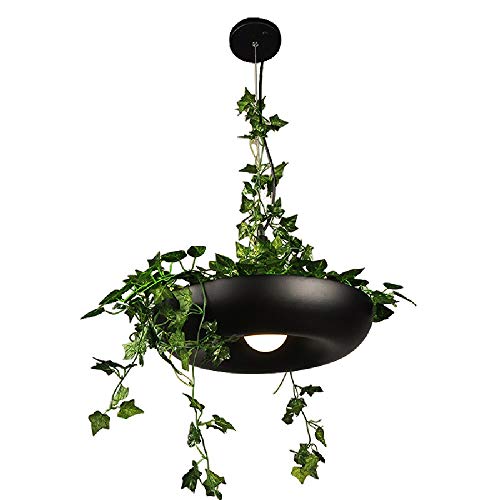 Lustre décoratif vert au design nordique pour salon moderne