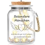 spruch geschenk wird nachgereicht weihnachten 【Schön LED Flaschenlicht】- Die Geschenke für Frauen Flaschenlicht besteht aus verdicktem Glas, ist fein lasergraviert, fühlt sich zart an und bietet transparentes Licht. Wird mit einer Knopfbatterie geliefert und der obere Schalter ist zur einfachen Steuerung mit einem Korken ausgestattet. Der Griff aus natürlichem Hanfseil ist stabil und fest und kann überall aufgehängt werden. Warmweißes Licht beleuchtet den Text auf der Flasche und schafft so eine warme und romantische Atmosphäre.